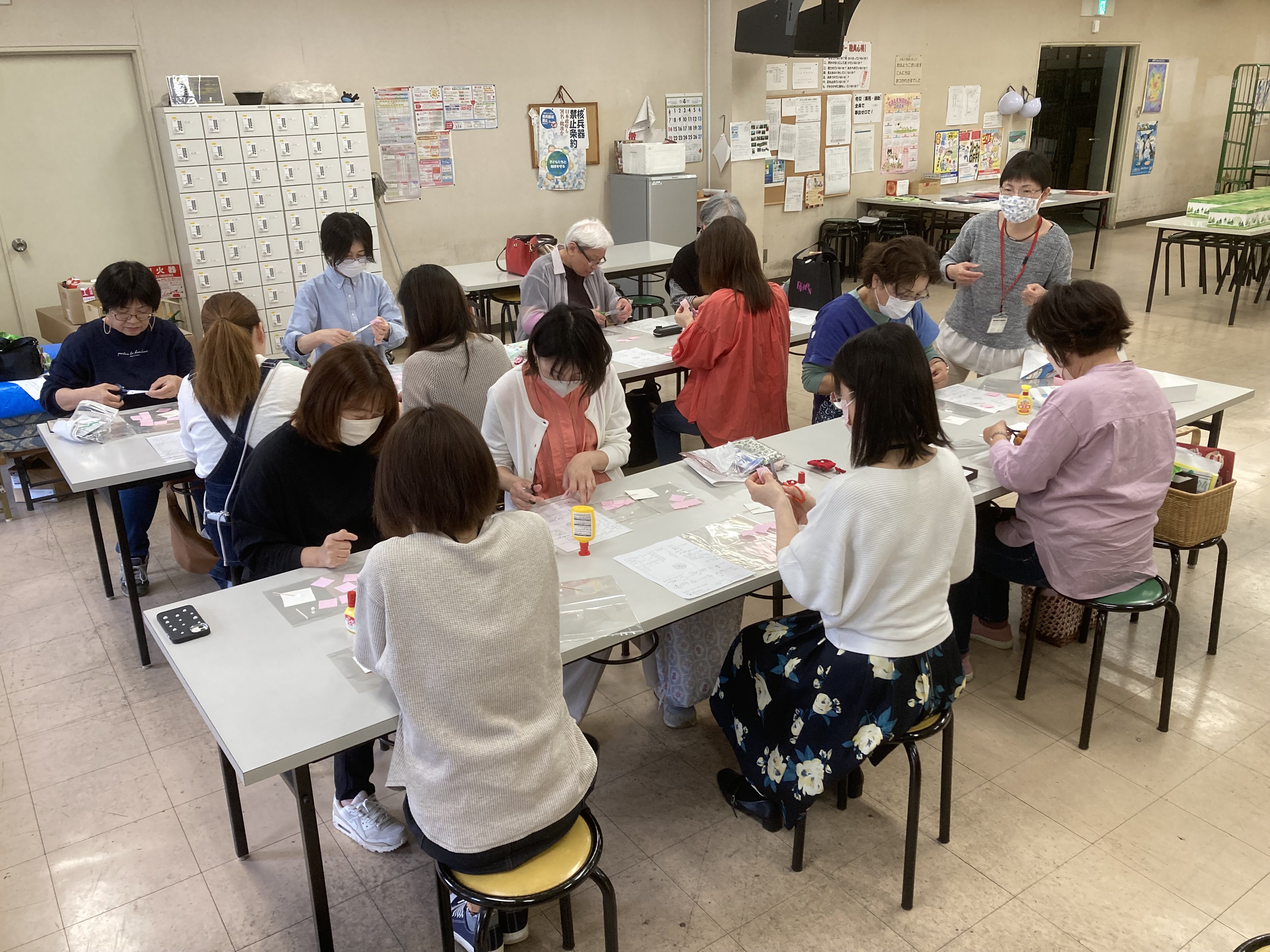 有田エリア委員会　つまみ細工＆おしゃべりカフェ